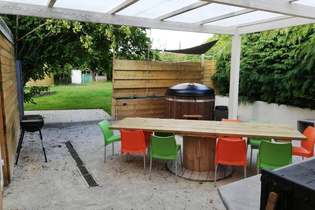 La Maison Reseau Cycle Et Gites Clécy Kültér fotó